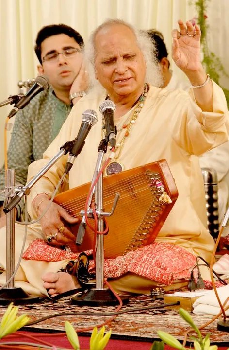 Sandeep accompanying Pandit Jasraj in concert